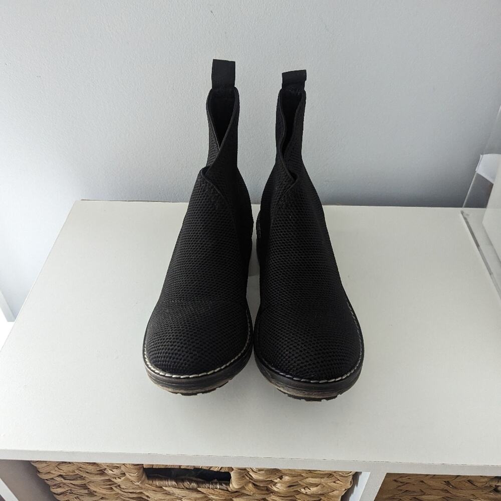 NEW Women's Charleston Shoe Company Black Boots Barcelona 6 - Picture 8 of 8